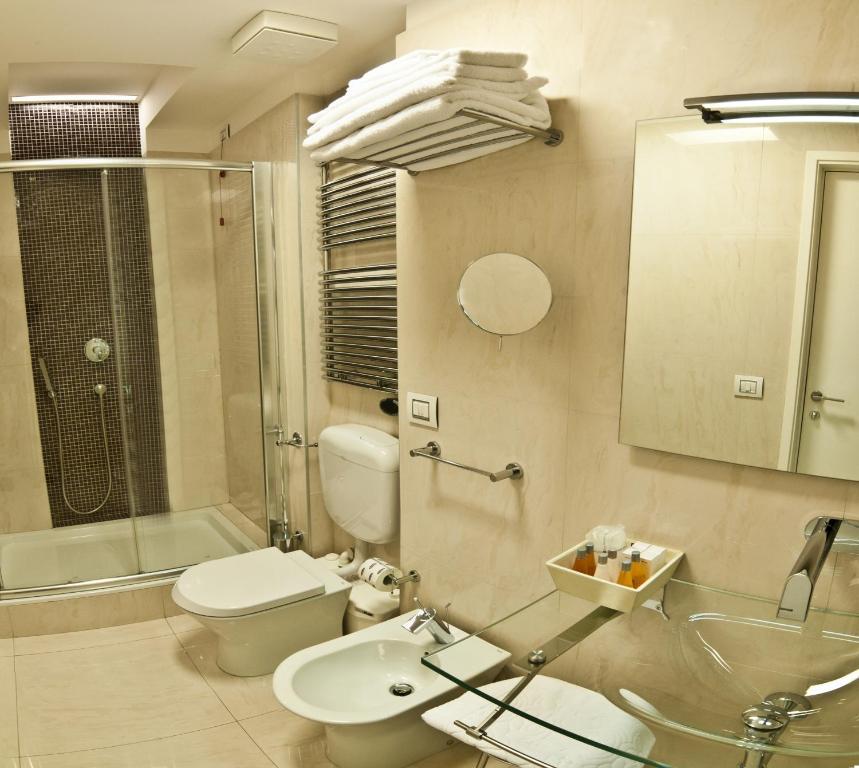 Town House Cavour 2*