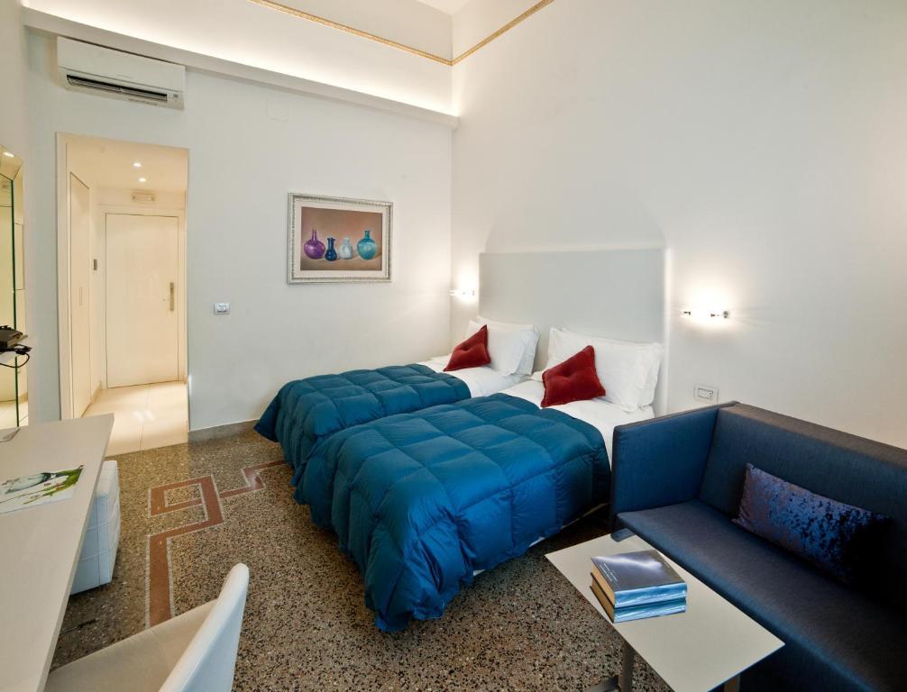 Town House Cavour 2*