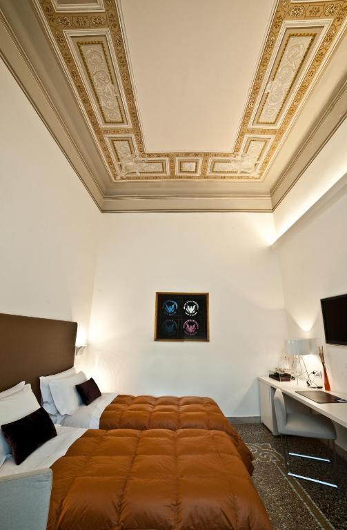 Town House Cavour 2*