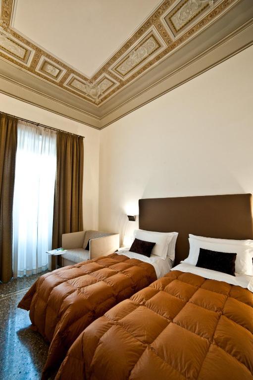 Town House Cavour 2* Reggio di Calabria