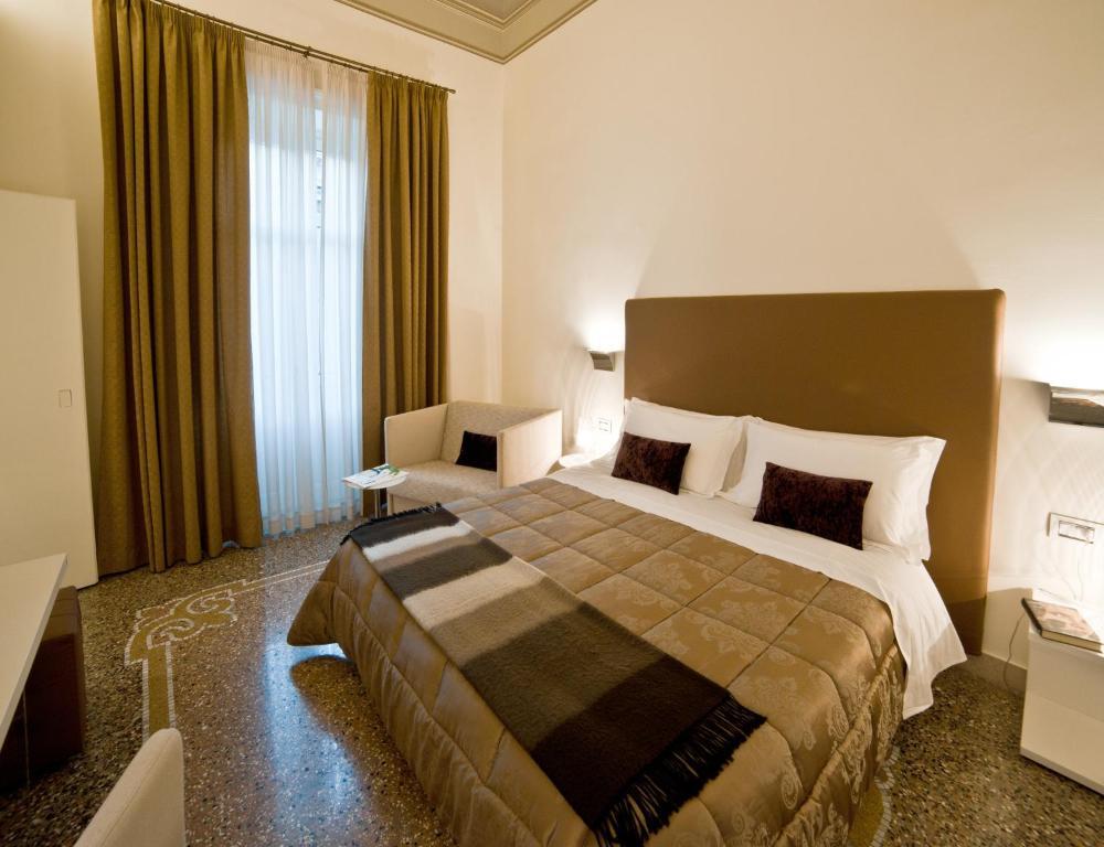 Town House Cavour 2* Reggio di Calabria